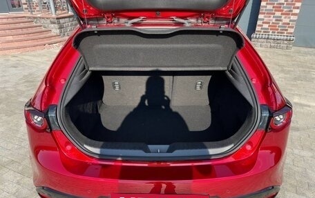 Mazda 3, 2019 год, 2 330 000 рублей, 15 фотография