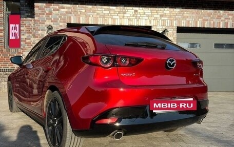 Mazda 3, 2019 год, 2 330 000 рублей, 14 фотография