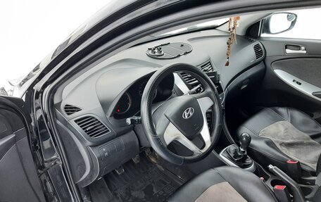 Hyundai Solaris II рестайлинг, 2014 год, 650 000 рублей, 18 фотография