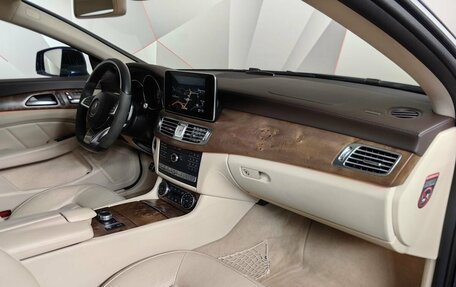 Mercedes-Benz CLS, 2017 год, 4 280 000 рублей, 13 фотография