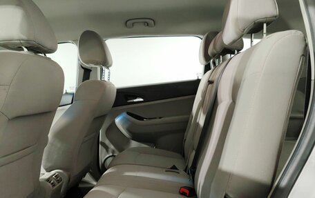 Chevrolet Orlando I, 2012 год, 978 000 рублей, 10 фотография