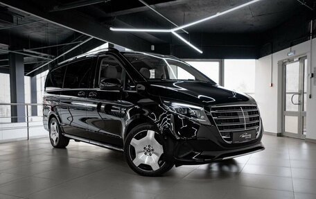 Mercedes-Benz V-Класс, 2024 год, 13 300 000 рублей, 2 фотография