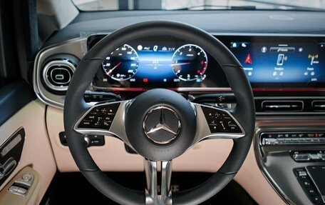 Mercedes-Benz V-Класс, 2024 год, 13 300 000 рублей, 18 фотография