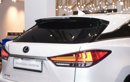 Lexus RX IV рестайлинг, 2020 год, 4 700 000 рублей, 8 фотография