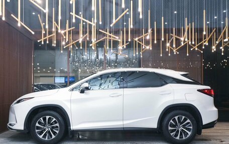 Lexus RX IV рестайлинг, 2020 год, 4 700 000 рублей, 5 фотография