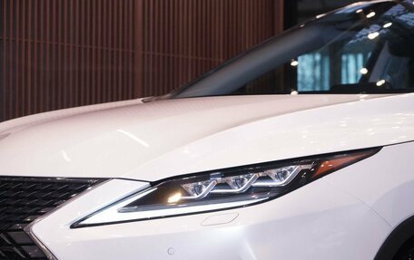 Lexus RX IV рестайлинг, 2020 год, 4 700 000 рублей, 7 фотография