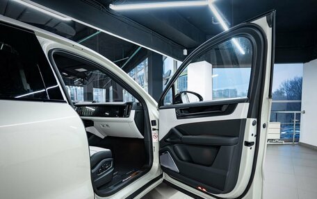 Porsche Cayenne III, 2025 год, 17 700 000 рублей, 6 фотография