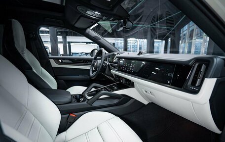 Porsche Cayenne III, 2025 год, 17 700 000 рублей, 29 фотография