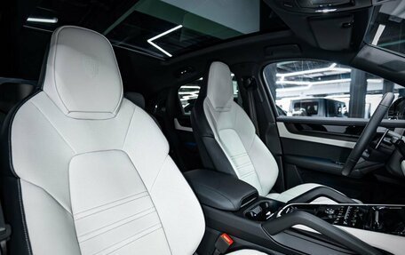 Porsche Cayenne III, 2025 год, 17 700 000 рублей, 30 фотография