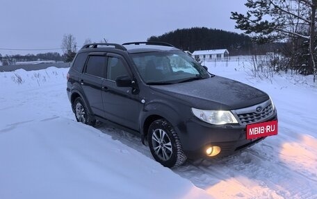 Subaru Forester, 2011 год, 980 000 рублей, 2 фотография