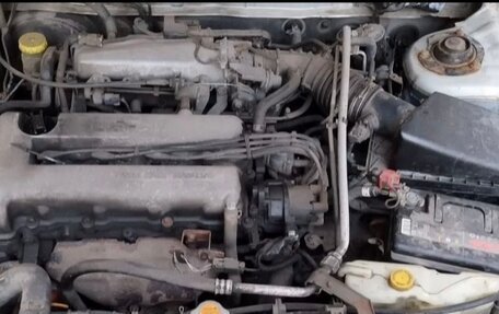 Nissan Avenir II, 2002 год, 150 000 рублей, 8 фотография