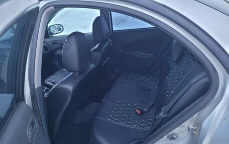 Nissan Almera, 2004 год, 300 000 рублей, 3 фотография