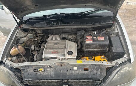 Toyota Harrier, 1999 год, 870 000 рублей, 4 фотография