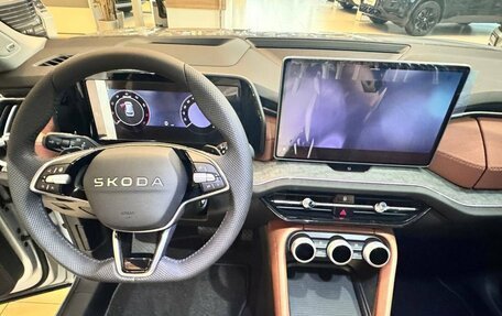 Skoda Kodiaq, 2025 год, 6 300 000 рублей, 18 фотография