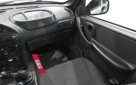 Chevrolet Niva I рестайлинг, 2010 год, 439 000 рублей, 13 фотография