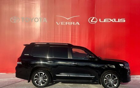 Toyota Land Cruiser 200, 2020 год, 9 450 000 рублей, 5 фотография