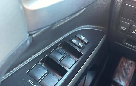 Toyota Land Cruiser 200, 2020 год, 9 450 000 рублей, 10 фотография