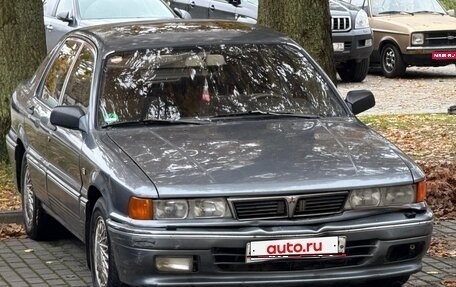 Mitsubishi Galant VIII, 1989 год, 180 000 рублей, 1 фотография