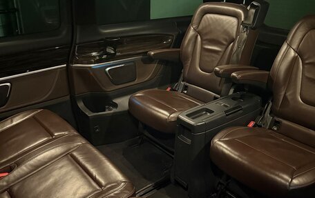 Mercedes-Benz V-Класс, 2015 год, 3 900 000 рублей, 10 фотография