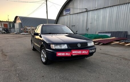 Volkswagen Passat B4, 1994 год, 260 000 рублей, 2 фотография