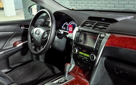 Toyota Camry, 2012 год, 1 800 000 рублей, 16 фотография