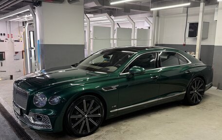 Bentley Flying Spur, 2021 год, 26 000 000 рублей, 3 фотография