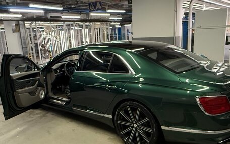 Bentley Flying Spur, 2021 год, 26 000 000 рублей, 7 фотография