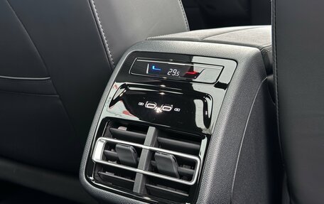 Volkswagen Tiguan, 2025 год, 4 900 000 рублей, 17 фотография