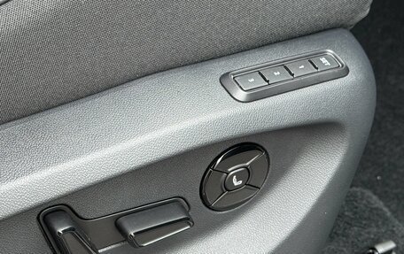 Volkswagen Tiguan, 2025 год, 4 900 000 рублей, 22 фотография