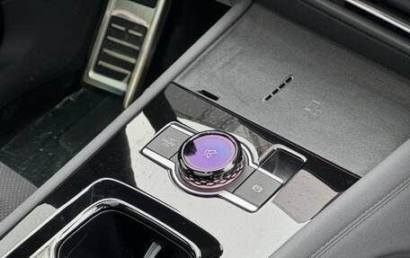 Volkswagen Tiguan, 2025 год, 4 900 000 рублей, 20 фотография