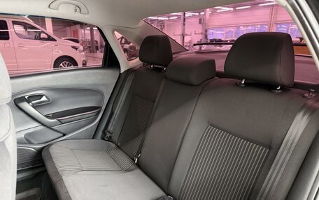 Volkswagen Polo VI (EU Market), 2010 год, 660 000 рублей, 10 фотография