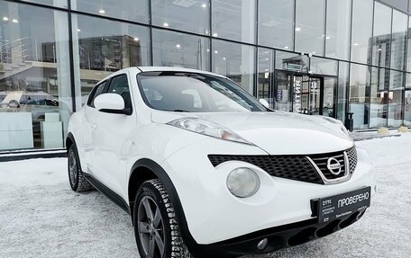 Nissan Juke II, 2014 год, 990 000 рублей, 3 фотография