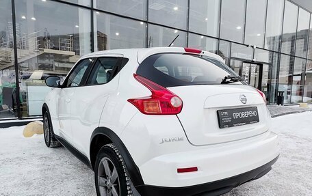 Nissan Juke II, 2014 год, 990 000 рублей, 8 фотография