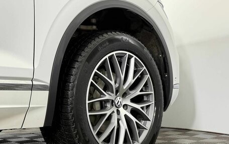 Volkswagen Touareg III, 2019 год, 5 100 000 рублей, 26 фотография