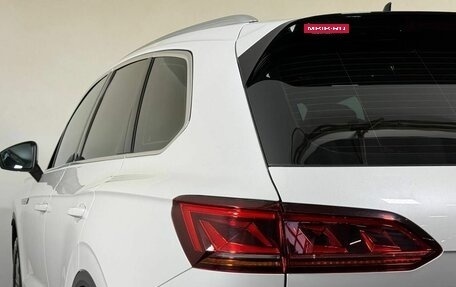 Volkswagen Touareg III, 2019 год, 5 100 000 рублей, 25 фотография