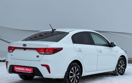 KIA Rio IV, 2018 год, 1 390 000 рублей, 8 фотография
