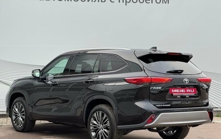 Toyota Highlander, 2025 год, 5 798 000 рублей, 6 фотография