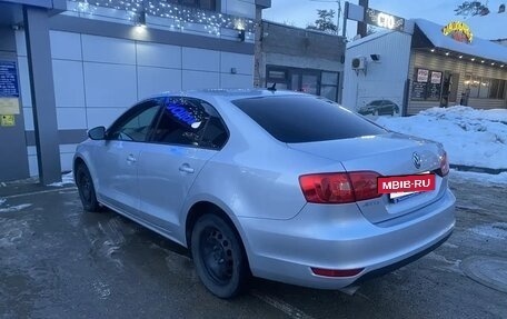 Volkswagen Jetta VI, 2012 год, 1 050 000 рублей, 3 фотография