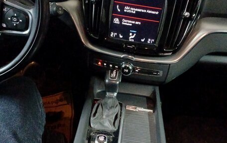 Volvo XC60 II, 2019 год, 3 350 000 рублей, 5 фотография