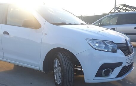 Renault Logan II, 2018 год, 685 000 рублей, 2 фотография