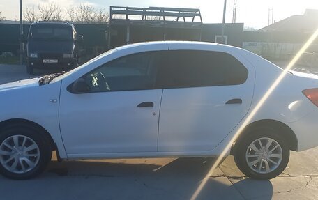 Renault Logan II, 2018 год, 685 000 рублей, 17 фотография