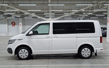 Volkswagen Caravelle T6 рестайлинг, 2021 год, 4 682 950 рублей, 8 фотография