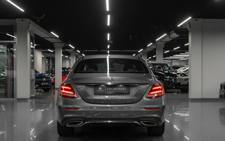 Mercedes-Benz E-Класс, 2018 год, 3 640 000 рублей, 6 фотография