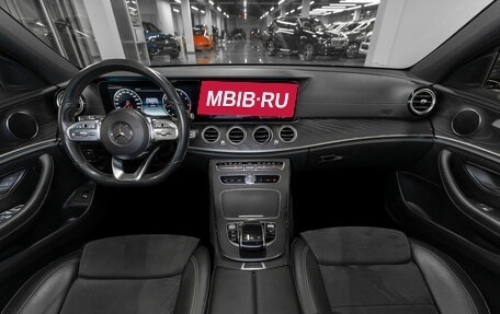 Mercedes-Benz E-Класс, 2018 год, 3 640 000 рублей, 8 фотография