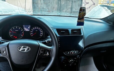 Hyundai Solaris II рестайлинг, 2014 год, 820 000 рублей, 15 фотография