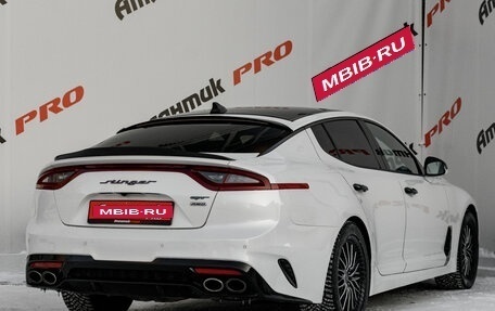 KIA Stinger I, 2018 год, 2 750 000 рублей, 7 фотография