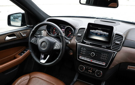 Mercedes-Benz GLE, 2017 год, 3 299 000 рублей, 15 фотография