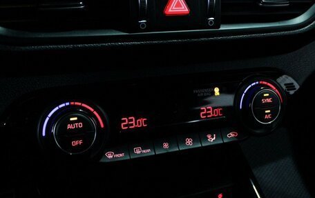 KIA Cerato IV, 2022 год, 2 359 000 рублей, 23 фотография