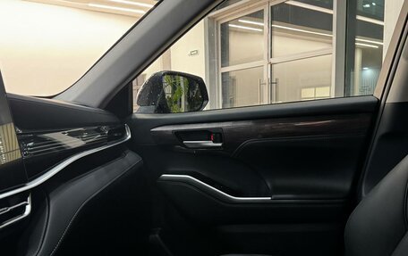 Toyota Highlander, 2025 год, 5 990 000 рублей, 12 фотография