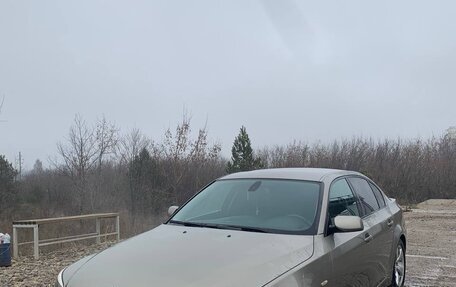 BMW 5 серия, 2008 год, 815 000 рублей, 1 фотография